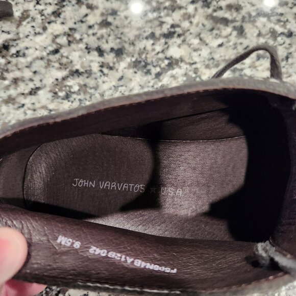 John Varvatos Grey Suede chukka Boots
